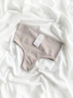 Трусики жіночі — бразиліана з високою посадкою — бежеві — Dyana Intimates 3935