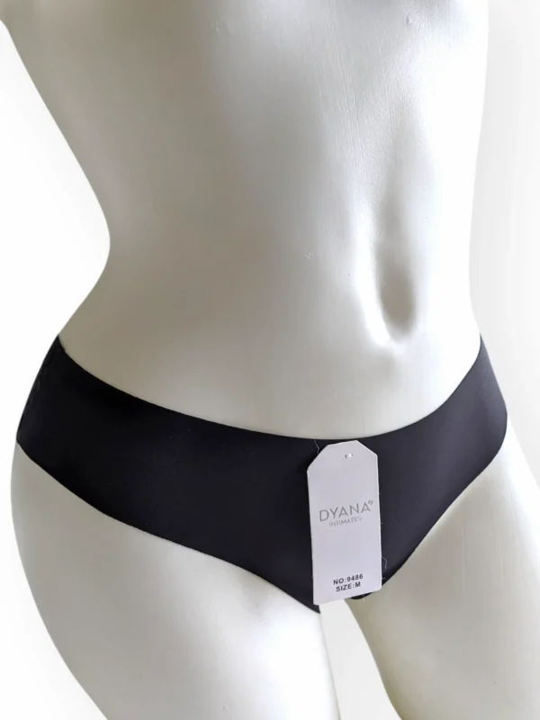 Конструкція з мінімальною кількістю швів, що робить ці трусики непомітними під будь-яким одягом, та майже не відчутним н...