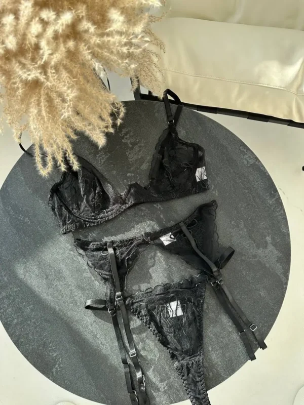 Базовий колір